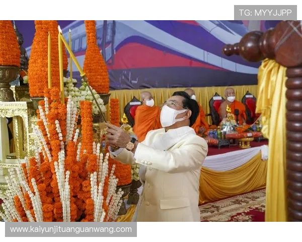 开运在线揭秘各种祈福仪式的正确方法，助你事事顺心如意